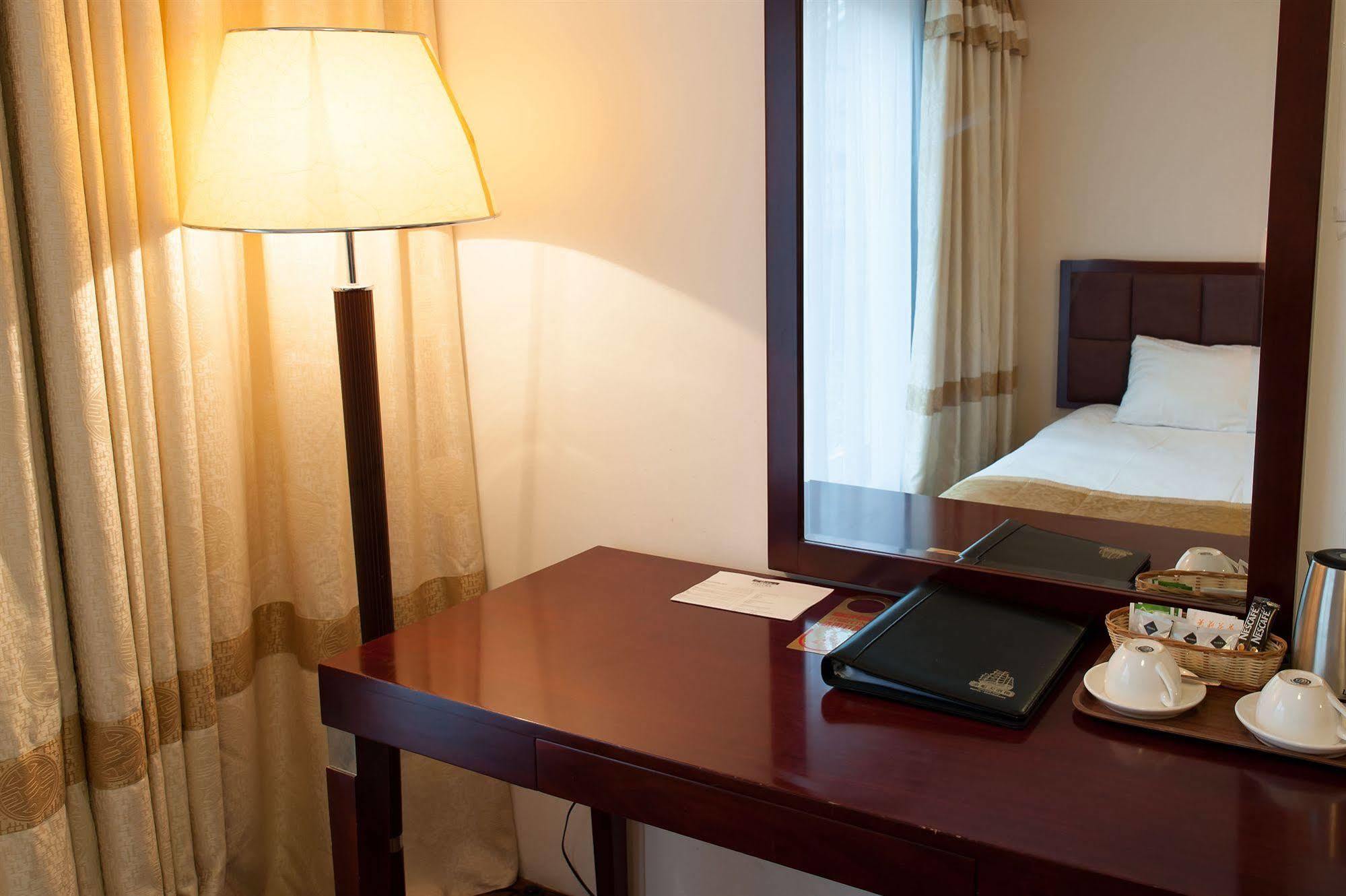 האג Hotel Hague Center מראה חיצוני תמונה